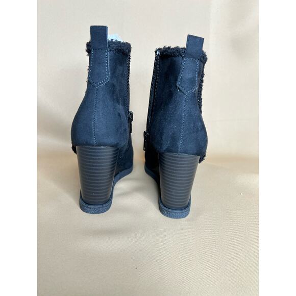 Sun + Stone Navy Ankle Boots - Picture 4 of 5